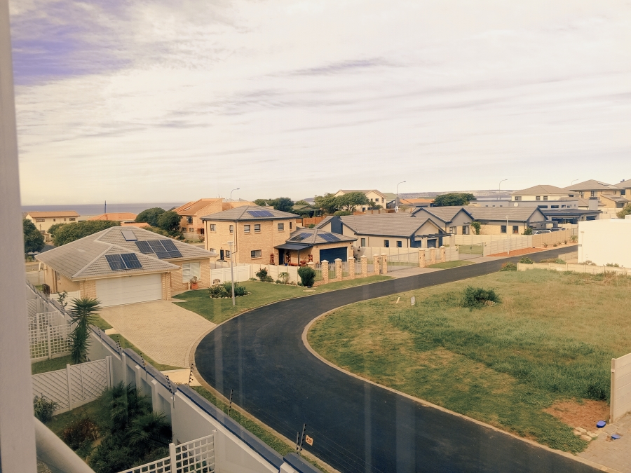 2 Bedroom Property for Sale in Reebok Western Cape